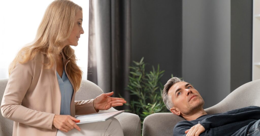 How Does a Hypnotherapist Work?